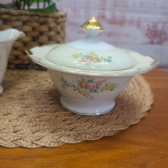 Vintage Porcelain Cream and Sugar Set Made in Japan - Picture 9 of 14